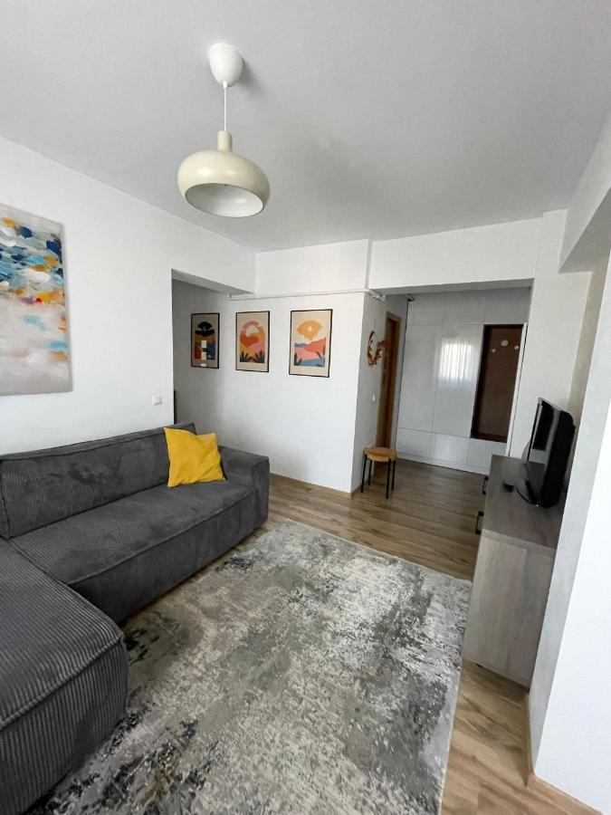 Cozy Apartment - Near Airport And Palas Mall Iasi Ngoại thất bức ảnh